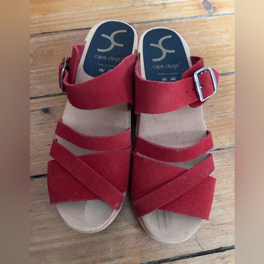Cape Clog Sandals